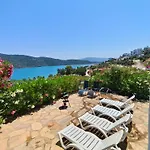 Tatil Evi Bodrum Bosphorus Beachfront For 9 People