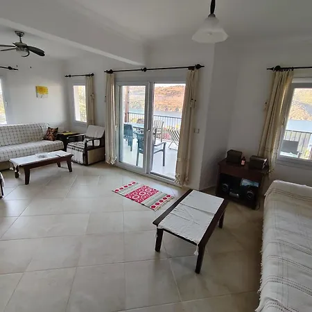 Tatil Evi Bodrum Bosphorus Beachfront For 9 People Milas