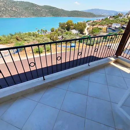 Nyaraló Bodrum Bosphorus Beachfront For 9 People *