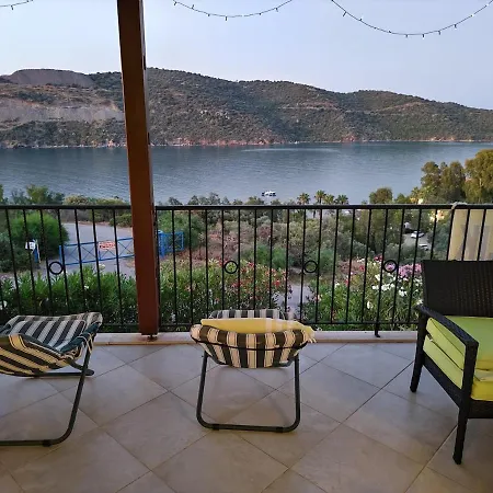 펜션 Bodrum Bosphorus Beachfront For 9 People