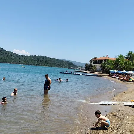 Bodrum Bosphorus Beachfront For 9 People 펜션 Bogazici