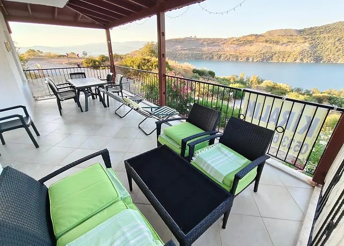 Bodrum Bosphorus Beachfront For 9 People * Milas