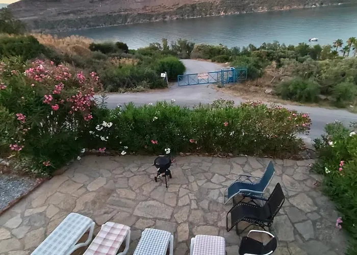 Bodrum Bosphorus Beachfront For 9 People Milas